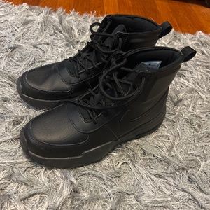 Nike boots